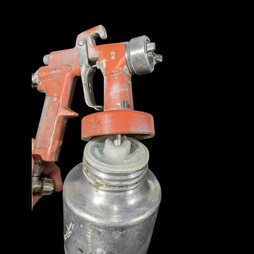 DeVILBISS Paint Sprayer Vintage Spray Gun Model SBG-510 with Canister